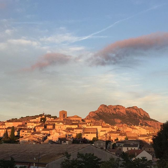  Ce matin à #roquebrunesurargens. #nofilter ❤️❤️❤️ 