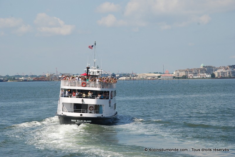 Le ferry pour Ellis Island